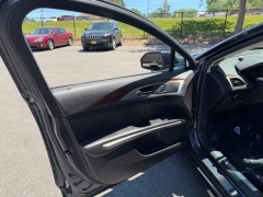 Used 2013  Lincoln MKZ 4dr Sdn FWD at Drive Now Westlake near Westlake&comma; OH