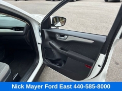 Used 2020  Ford Escape 4d SUV FWD SE at DriveNow Mayfield near Mayfield Heights&comma; OH