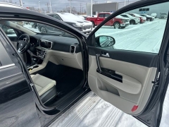 Used 2020  Kia Sportage EX FWD at Drive Now Westlake near Westlake&comma; OH