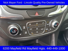 Used 2019  Chevrolet Equinox 4d SUV AWD LT w/2LT at Drive Now Westlake near Westlake, OH