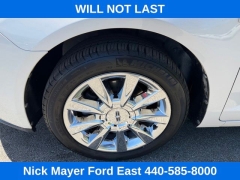 Used 2012  Lincoln MKZ 4d Sedan FWD at Drive Now Westlake near Westlake&comma; OH