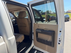 Used 2011  Ford Super Duty F-250 4WD Crew Cab at Drive Now Westlake near Westlake&comma; OH