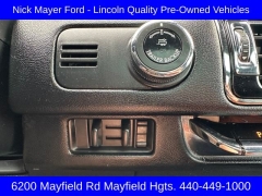 Used 2019 Lincoln Navigator 4d SUV 4WD Select at Drive Now Westlake near Westlake, OH