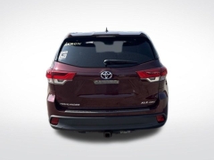 Used 2017  Toyota Highlander V6 AWD &lpar;Natl&rpar; at DriveNow Mayfield near Mayfield Heights&comma; OH