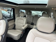 Used 2024  Lincoln Navigator Premiere 4x4 at DriveNow Mayfield near Mayfield Heights&comma; OH