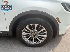 Used 2023  Lincoln Nautilus Standard AWD at DriveNow Mayfield near Mayfield Heights&comma; OH