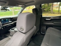 Used 2025  Chevrolet Silverado 1500 4WD Crew Cab 147" LT w&sol;1LT at Drive Now Westlake near Westlake&comma; OH
