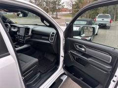 Used 2019  Ram 1500 Big Horn&sol;Lone Star 4x4 Crew Cab 5'7" Box at DriveNow Mayfield near Mayfield Heights&comma; OH