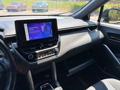 Used 2023  Toyota Corolla Cross Hybrid 4WD &lpar;Natl&rpar; at DriveNow Mayfield near Mayfield Heights&comma; OH