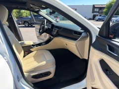 Used 2025  Jeep Grand Cherokee L Limited 4x4 at Drive Now Westlake near Westlake&comma; OH