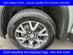 Used 2023  GMC Acadia AWD 4dr SLT at Drive Now Westlake near Westlake, OH