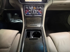 Used 2017  Lincoln Continental 4d Sedan AWD Select at Drive Now Westlake near Westlake&comma; OH