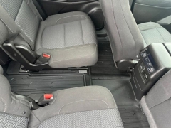 Used 2022  GMC Acadia AWD 4dr SLE at Drive Now Westlake near Westlake&comma; OH