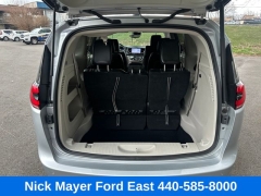 Used 2023  Chrysler Pacifica Touring L FWD at Drive Now Westlake near Westlake&comma; OH