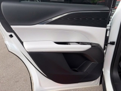 Used 2024  Cadillac LYRIQ AWD 4dr Luxury w&sol;1SC at DriveNow Mayfield near Mayfield Heights&comma; OH