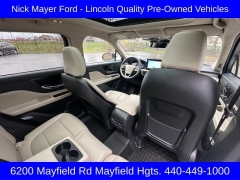 Used 2025  Lincoln Corsair Premiere AWD at Drive Now Westlake near Westlake, OH