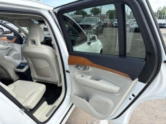 Used 2022  Volvo XC90 T6 AWD Momentum 6P at Drive Now Westlake near Westlake&comma; OH