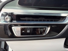 Used 2024  Cadillac LYRIQ AWD 4dr Luxury w&sol;1SC at DriveNow Mayfield near Mayfield Heights&comma; OH