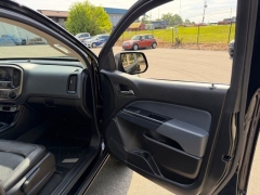 Used 2023  Lincoln Aviator Standard AWD at DriveNow Mayfield near Mayfield Heights&comma; OH