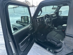 Used 2018  Jeep Wrangler Sport 4x4 at Drive Now Westlake near Westlake&comma; OH