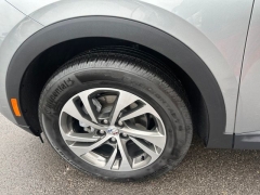 Used 2023  Buick Envision AWD 4dr Essence at DriveNow Mayfield near Mayfield Heights&comma; OH