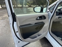 Used 2024  Chrysler Pacifica Touring L FWD at DriveNow Mayfield near Mayfield Heights&comma; OH