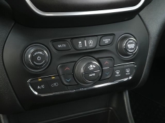 Used 2022  Jeep Cherokee Trailhawk 4x4 at Auto Direct near Zebulon&comma; NC