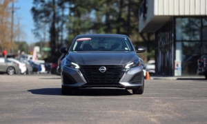 Used 2024  Nissan Altima 2&period;5 SV Sedan at Auto Direct near Zebulon&comma; NC