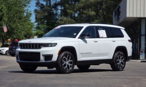 Used 2024  Jeep Grand Cherokee L Limited 4x4 at Auto Direct near Zebulon&comma; NC