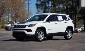 Used 2023  Jeep Compass Sport 4x4 at Auto Direct near Zebulon&comma; NC
