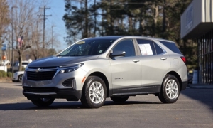 Used 2023  Chevrolet Equinox AWD 4dr LT w/2FL at Auto Direct near Zebulon, NC