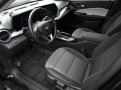 Used 2025  Chevrolet Trax FWD 4dr LT at Auto Direct near Zebulon&comma; NC