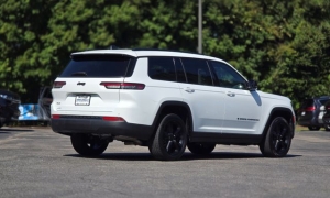 Used 2023  Jeep Grand Cherokee L Altitude 4x4 at Auto Direct near Zebulon&comma; NC