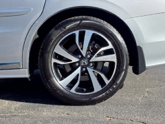 Used 2020  Honda Odyssey 4d Wagon Elite at Auto Direct near Zebulon&comma; NC