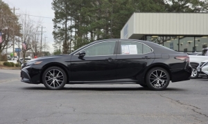 Used 2024  Toyota Camry SE Auto at Auto Direct near Zebulon, NC
