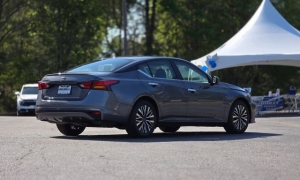 Used 2024  Nissan Altima 2&period;5 SV Sedan at Auto Direct near Zebulon&comma; NC