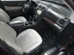 Used 2018  Ford Explorer 4d SUV 4WD Platinum at Auto Direct near Zebulon&comma; NC
