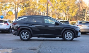 Used 2024  Hyundai Tucson SEL FWD &ast;Ltd Avail&ast; at Auto Direct near Zebulon&comma; NC