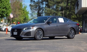 Used 2024  Nissan Altima 2&period;5 SV Sedan at Auto Direct near Zebulon&comma; NC