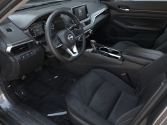 Used 2024  Nissan Altima 2&period;5 SV Sedan at Auto Direct near Zebulon&comma; NC