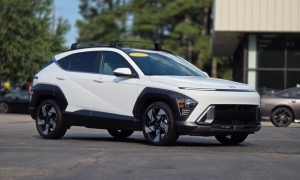 Used 2024  Hyundai Kona Limited FWD at Auto Direct near Zebulon&comma; NC