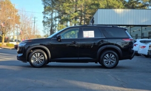 Used 2024  Nissan Pathfinder SV 2WD at Auto Direct near Zebulon&comma; NC
