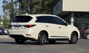 Used 2019 INFINITI QX60 4d SUV AWD LUXE (2019.5) at Auto Direct near Zebulon, NC