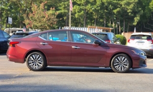 Used 2024  Nissan Altima 2&period;5 SV Sedan at Auto Direct near Zebulon&comma; NC