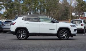 Used 2024  Jeep Compass Limited 4x4 at Auto Direct near Zebulon&comma; NC