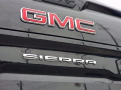 Used 2025  GMC Sierra 1500 2WD Crew Cab 147" SLT at Auto Direct near Zebulon&comma; NC