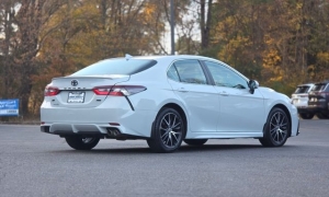 Used 2024  Toyota Camry SE Auto AWD at Auto Direct near Zebulon&comma; NC