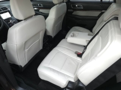 Used 2018  Ford Explorer 4d SUV 4WD Platinum at Auto Direct near Zebulon&comma; NC