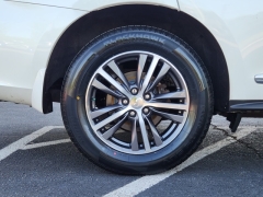 Used 2019 INFINITI QX60 4d SUV AWD LUXE (2019.5) at Auto Direct near Zebulon, NC