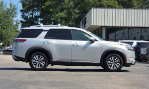 Used 2023  Nissan Pathfinder SL 4WD at Auto Direct near Zebulon&comma; NC
